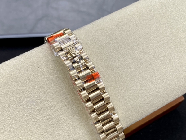 激安ロレックス着用イメージ